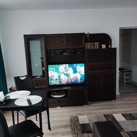 Apartament In 布泽乌 外观 照片