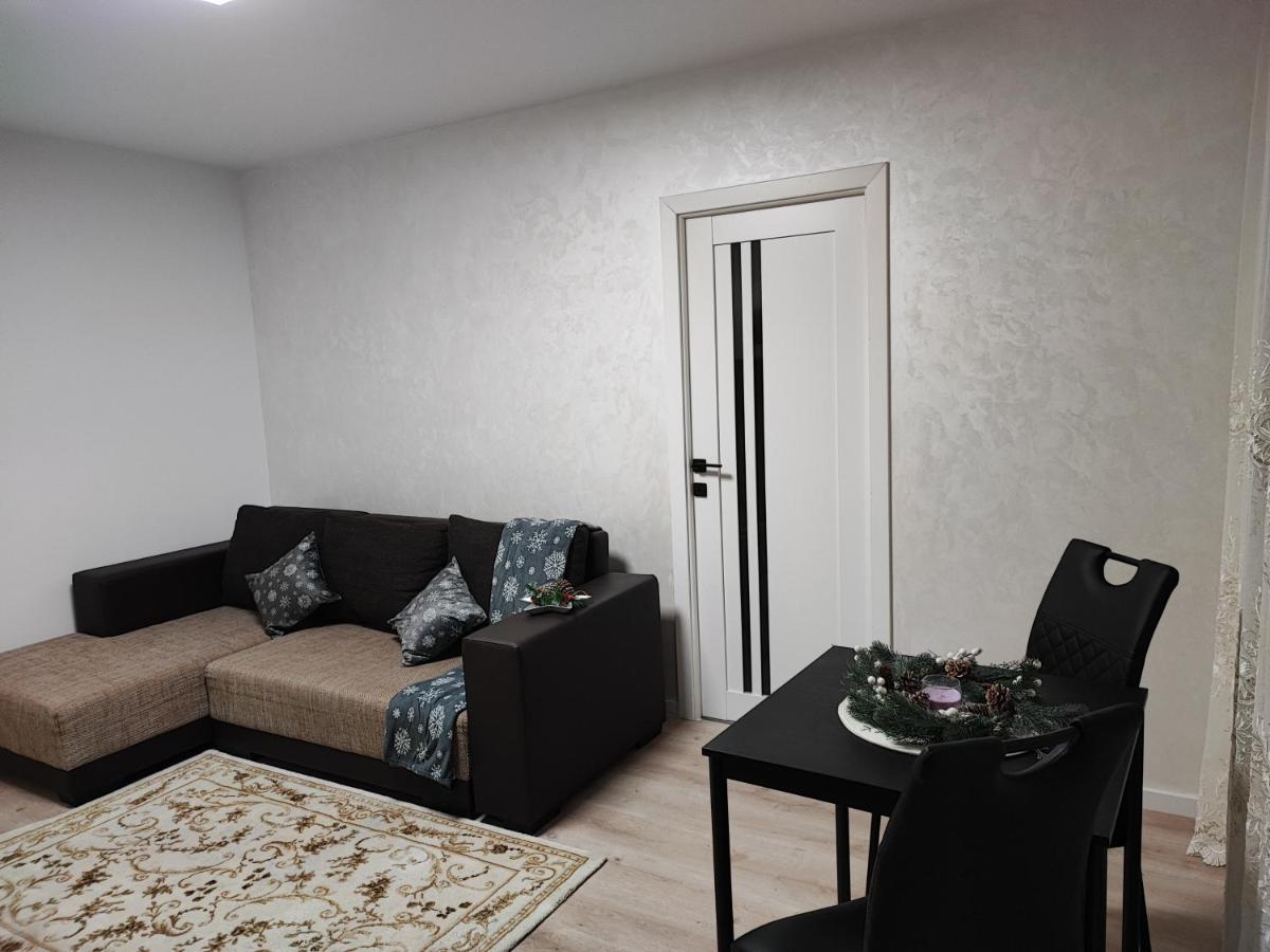 Apartament In 布泽乌 外观 照片
